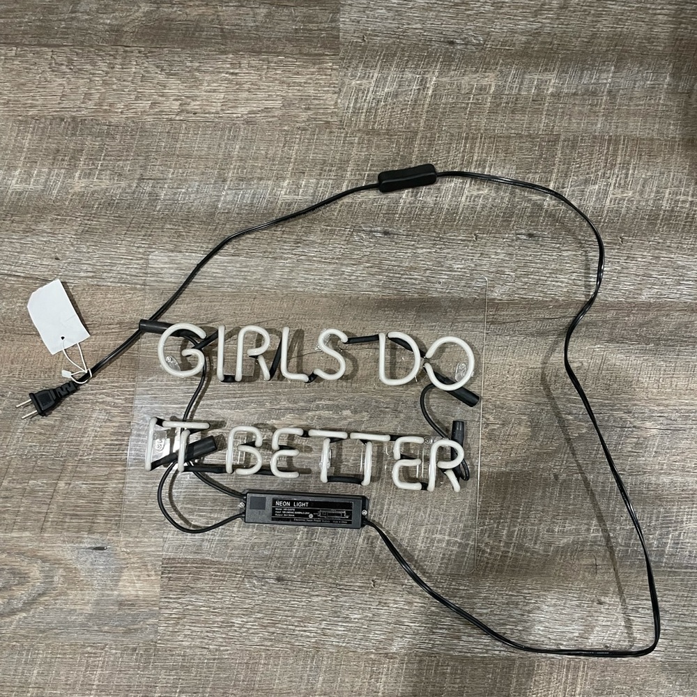LED “GIRLS DO IT BETTER” sign